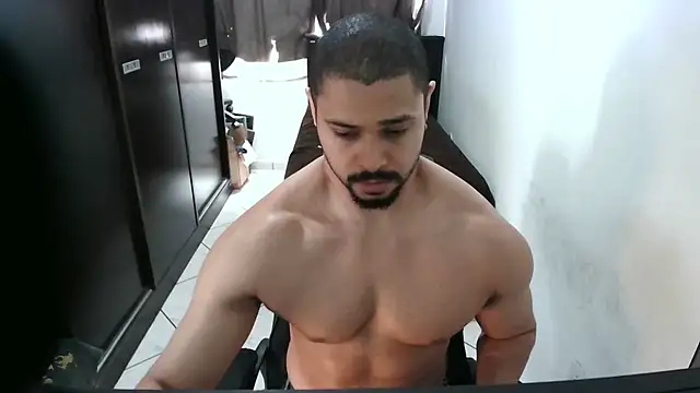 Snapshot of Brian_Aries chatting on 10.14.25 Brian Aries online show from 10.14.25