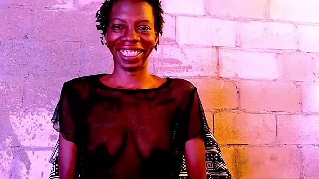 Snapshot of nzanizy chatting on 12.02.24 nzanizy online show from 12.02.24