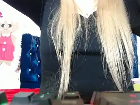 69liamilk69 online show from 01.23.25