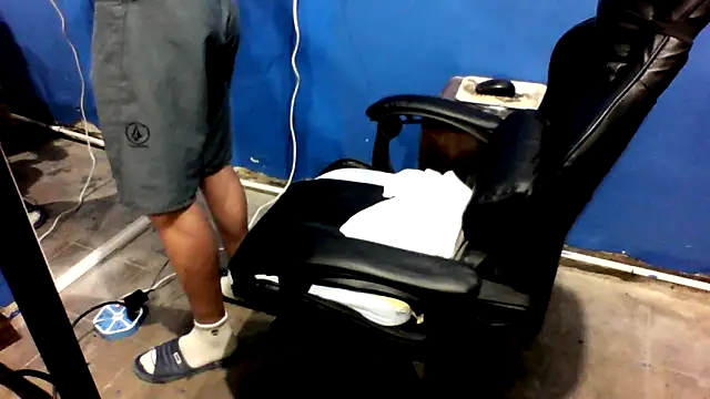 ElmaCannon online show from 02.03.25