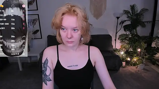 cyber whore  online show from 04.19.26