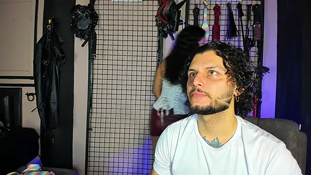 Snapshot of Twisted_Fantasy chatting on 01.21.25 Twisted Fantasy online show from 01.21.25