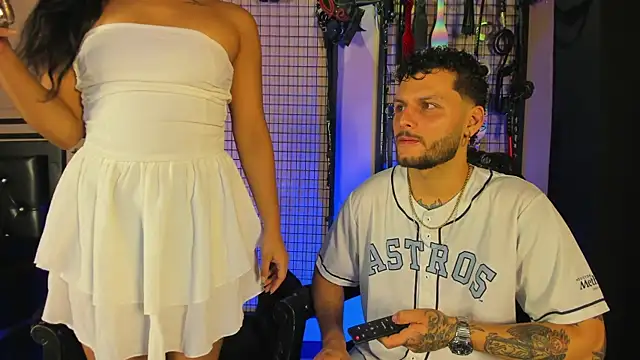 Snapshot of Twisted_Fantasy chatting on 11.14.25 Twisted Fantasy online show from 11.14.25