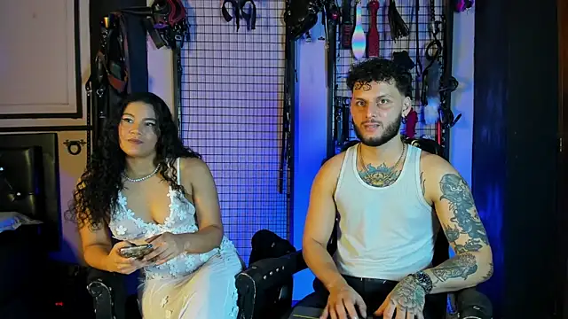 Snapshot of Twisted_Fantasy chatting on 12.21.25 Twisted Fantasy online show from 12.21.25