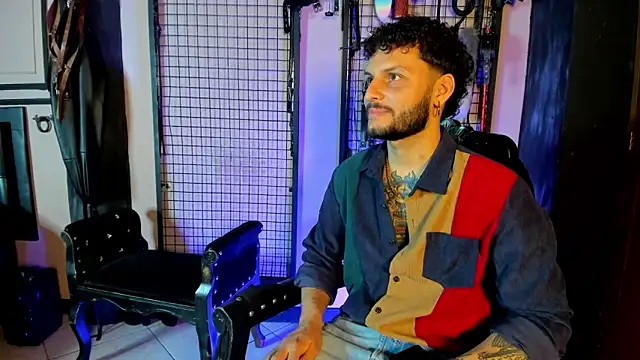 Snapshot of Twisted_Fantasy chatting on 02.25.26 Twisted Fantasy online show from 02.25.26