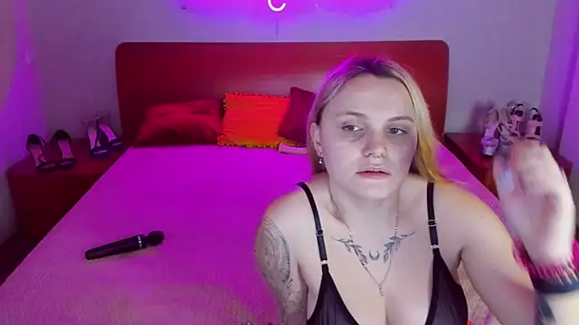 MagicEyess online show from 02.01.25