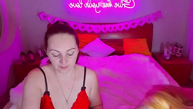 MagicEyess online show from 02.12.25