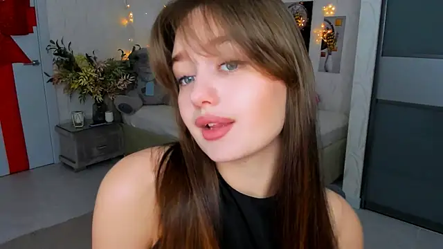 MiracleCurly online show from 03.04.25