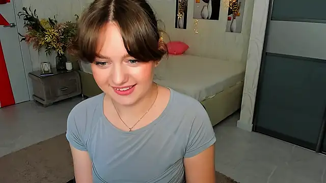 MiracleCurly online show from 03.11.25