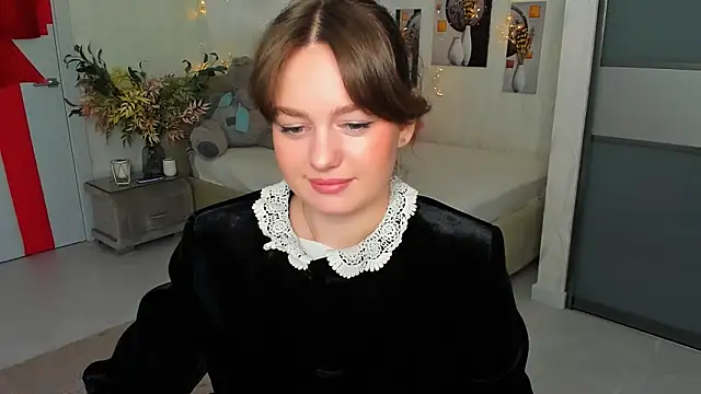 MiracleCurly online show from 03.11.25