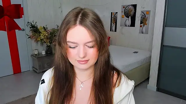 MiracleCurly online show from 03.17.25