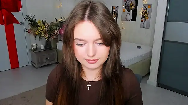 MiracleCurly online show from 03.18.25