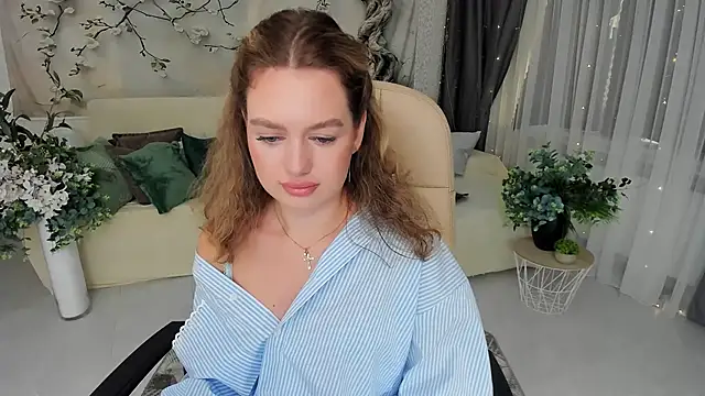 MiracleCurly online show from 09.14.25