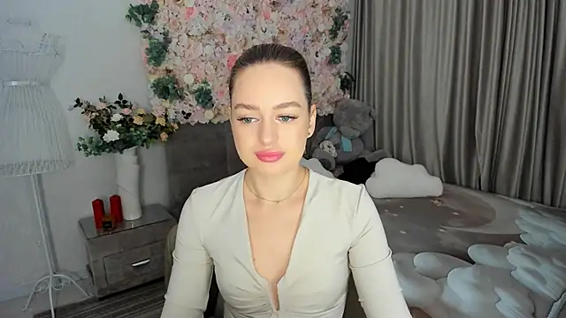 MiracleCurly online show from 10.16.25