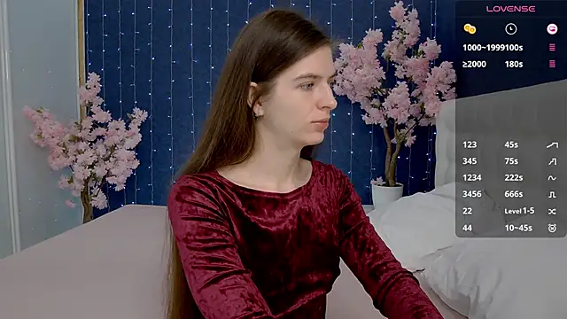 Snapshot of -Mirror-Girl- chatting on 02.10.25 -Mirror-Girl- online show from 02.10.25