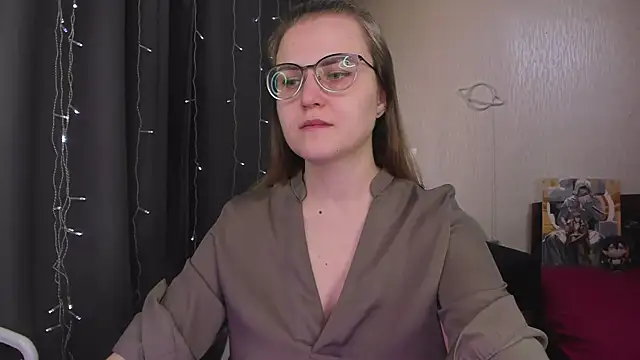 MissBrightShine online show from 02.12.26