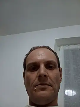Snapshot of Ilovesquirt84 chatting on 05.24.26 Ilovesquirt84 online show from 05.24.26