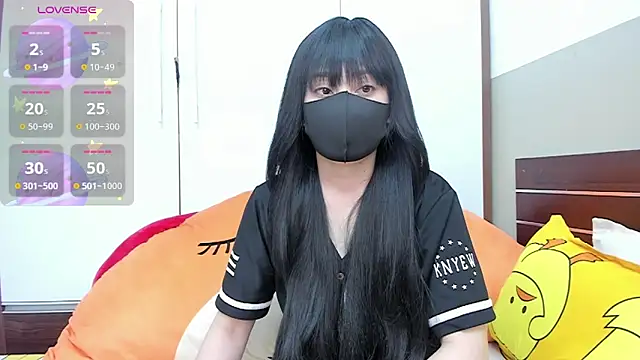 alonelove   online show from 03.06.25