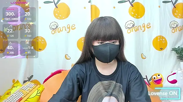 Snapshot of alonelove__ chatting on 04.27.26 alonelove online show from 04.27.26