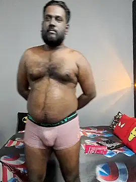 Rayansmith  online show from 02.16.25