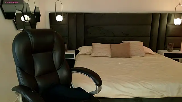 LisaMonroe  online show from 03.21.26