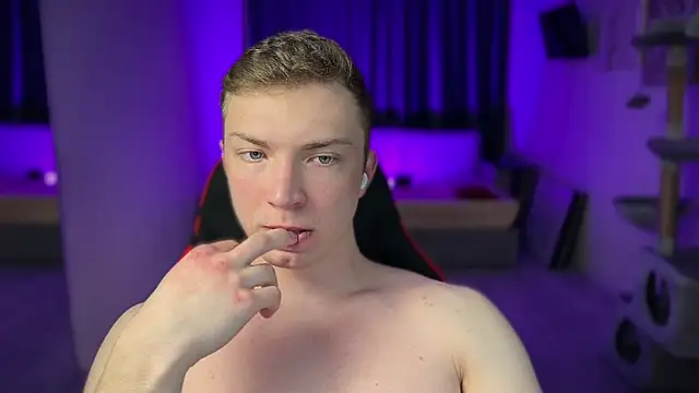 Snapshot of iron__chap chatting on 02.03.26 iron chap online show from 02.03.26