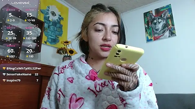 ZoeBakers  online show from 02.25.25