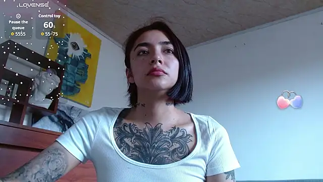 ZoeBakers  online show from 09.26.25