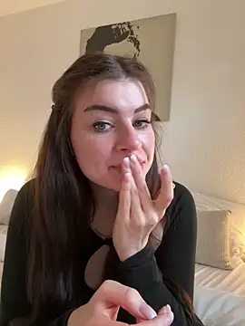 EllyNora online show from 01.28.25