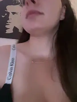 EllyNora online show from 10.24.25