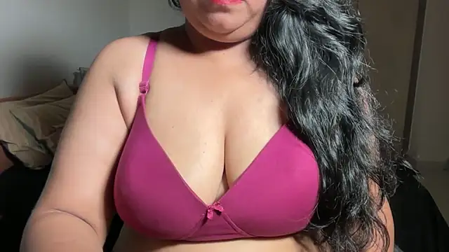Snapshot of soniasharma0223 chatting on 07.17.26 soniasharma0223 online show from 07.17.26