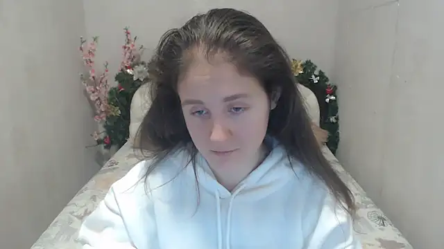 Snapshot of Holliy_Cooper chatting on 01.15.25 Holliy Cooper online show from 01.15.25