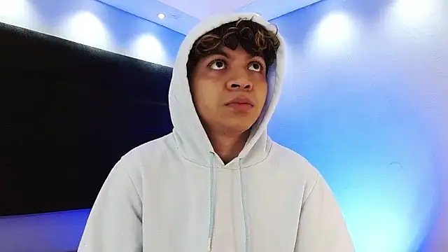 Snapshot of Lucaas_King chatting on 12.26.24 Lucaas King online show from 12.26.24