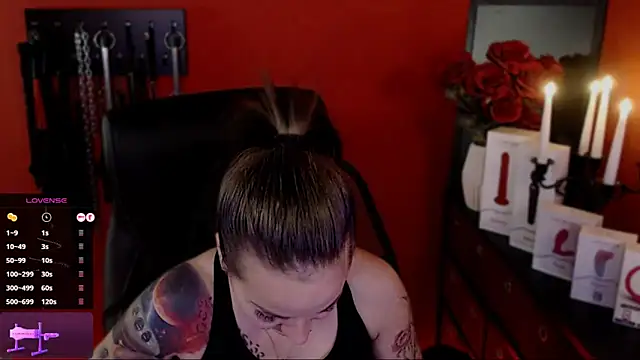  Jane Warren  online show from 02.05.25