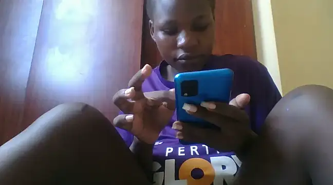 prettychic5 online show from 12.23.24