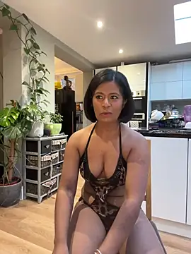 RoseMelanie online show from 12.22.24