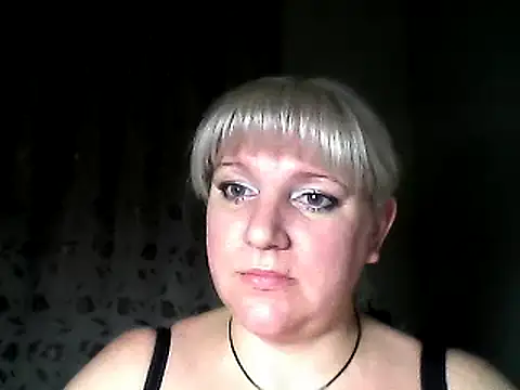 Snapshot of MeilomaWesa chatting on 12.29.24 MeilomaWesa online show from 12.29.24