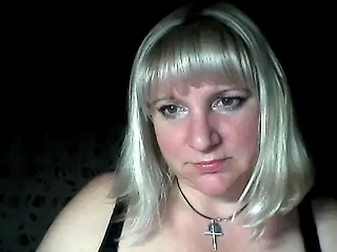 Snapshot of MeilomaWesa chatting on 01.20.25 MeilomaWesa online show from 01.20.25