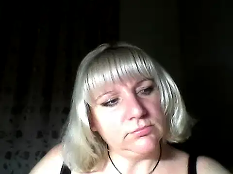 Snapshot of MeilomaWesa chatting on 03.05.25 MeilomaWesa online show from 03.05.25