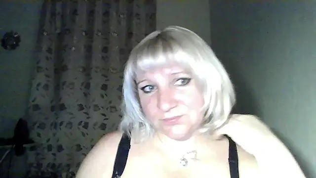 Snapshot of MeilomaWesa chatting on 10.16.25 MeilomaWesa online show from 10.16.25