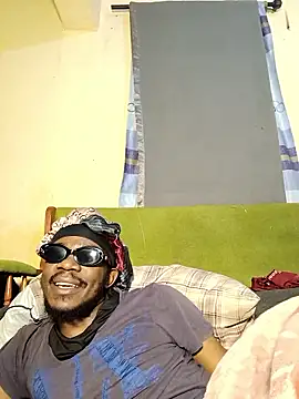 Snapshot of BIGDICKMULLAH chatting on 05.03.26 BIGDICKMULLAH online show from 05.03.26