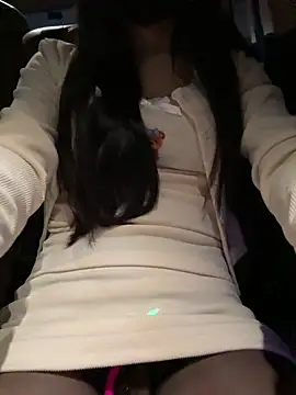 Snapshot of Asia-Lynn chatting on 11.07.25 Asia-Lynn online show from 11.07.25