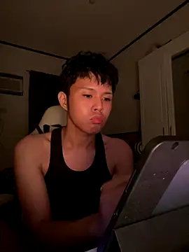 Plaxtique online show from 10.02.25