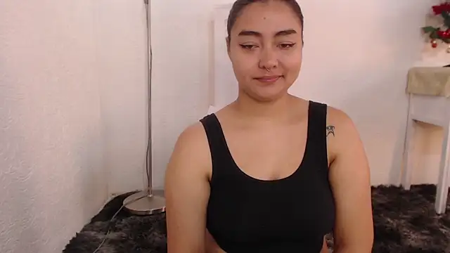  Kim  M online show from 12.20.24