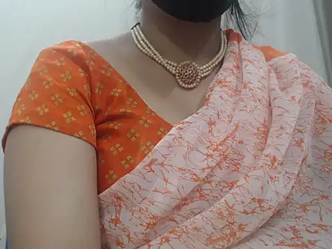 Lovely Siri 23 online show from 04.11.26