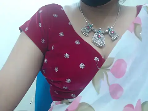 Lovely Siri 23 online show from 04.16.26