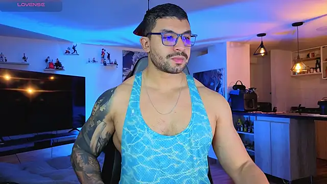 Snapshot of Michael_Diamond chatting on 10.17.25 Michael Diamond online show from 10.17.25