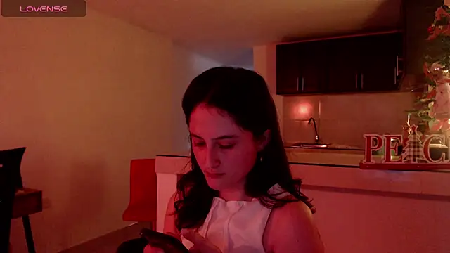 AlissonnFoxx online show from 12.27.24