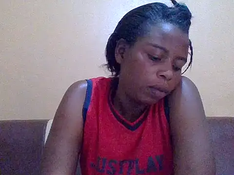 Snapshot of sweetbabra1 chatting on 11.26.25 sweetbabra1 online show from 11.26.25