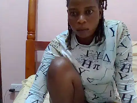 Snapshot of sweetbabra1 chatting on 05.17.26 sweetbabra1 online show from 05.17.26